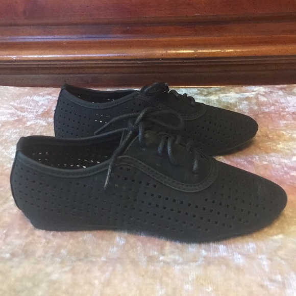 LUCKY TOP “CUTE-3K” Black Lace-Up Oxfords NIB 11 - Picture 2 of 7